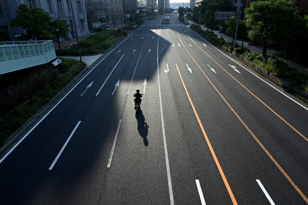 road, city, motorcycle, morning, sunlight, motorbike, vehicle, pavement, street, highway, urban, road, road, road, motorcycle, motorcycle, motorcycle, motorcycle, motorcycle, motorbike, street, highway, highway, highway, highway